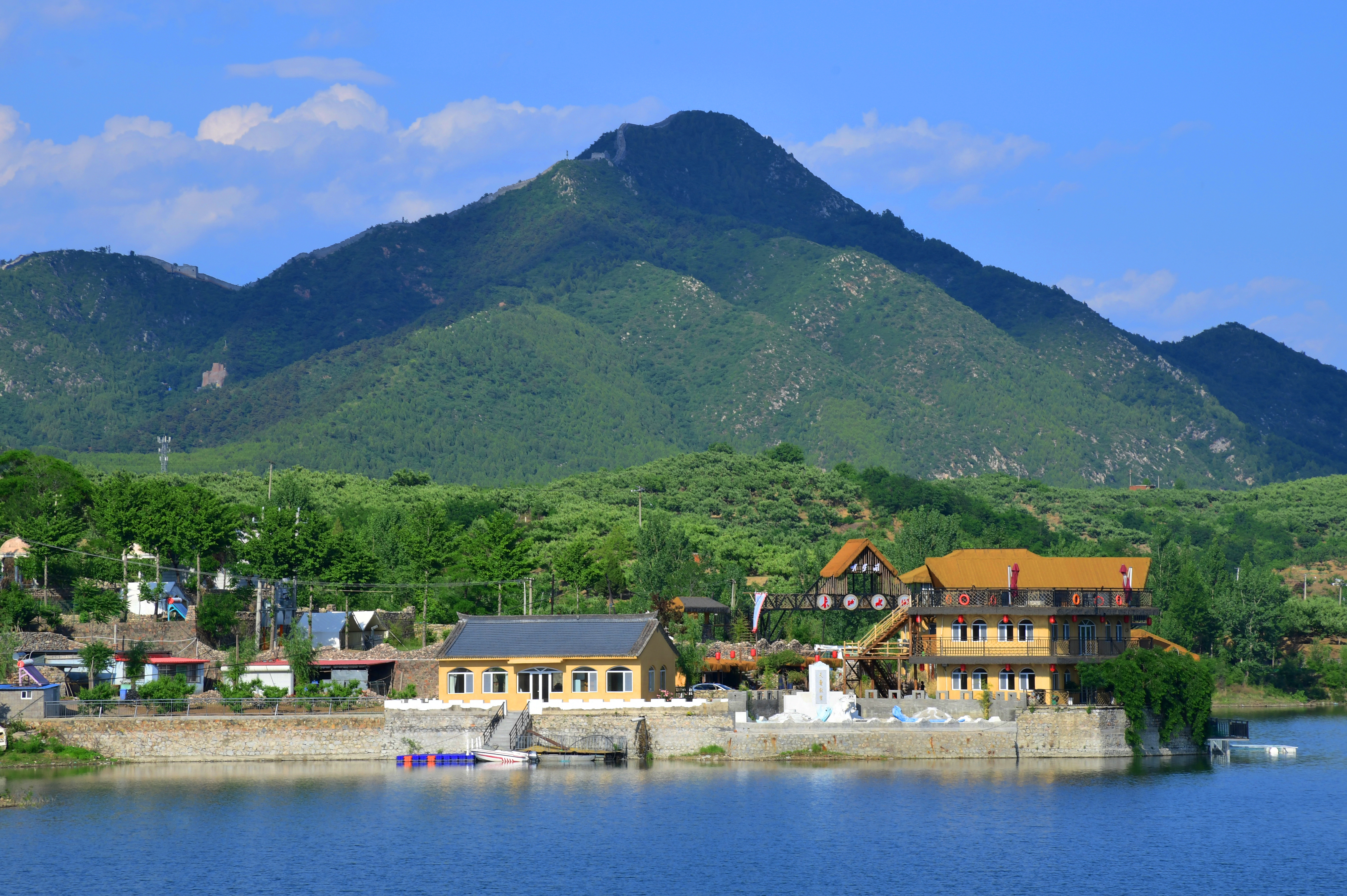 楼子山村